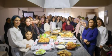 Karabaglar-Mutfak-Akademide-Ilk-Mezunlar-Belgelerini-Aldi-featured