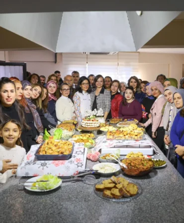 Karabaglar-Mutfak-Akademide-Ilk-Mezunlar-Belgelerini-Aldi-featured