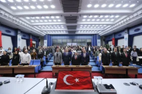 Kayseride-Genc-Sairlerin-Faruk-Nafiz-Camlibel-Heyecani-featured