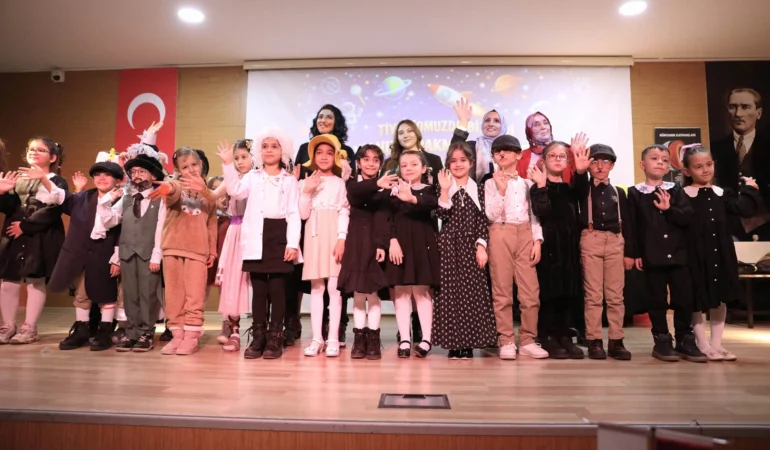 Keciorende-Bilim-Ruzgari-Kucuklerin-8220Bilimin-Isiginda8221-Gosterisi-featured