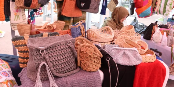 Maltepe8217de-Kadin-El-Emegi-Pazari-Kapilarini-Aciyor-featured