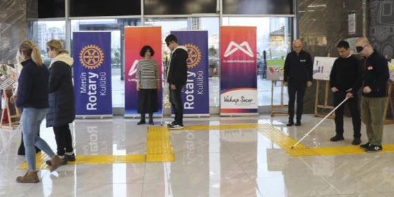 Mersin’de Görme Engelliler İçin Gözler Kapandı, Empati Başladı
