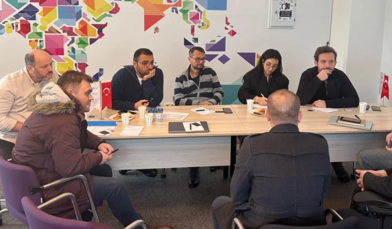 ULUTEK-ve-Tofas-Teknolojinin-Gelecegi-Icin-Bir-Araya-Geldi-featured