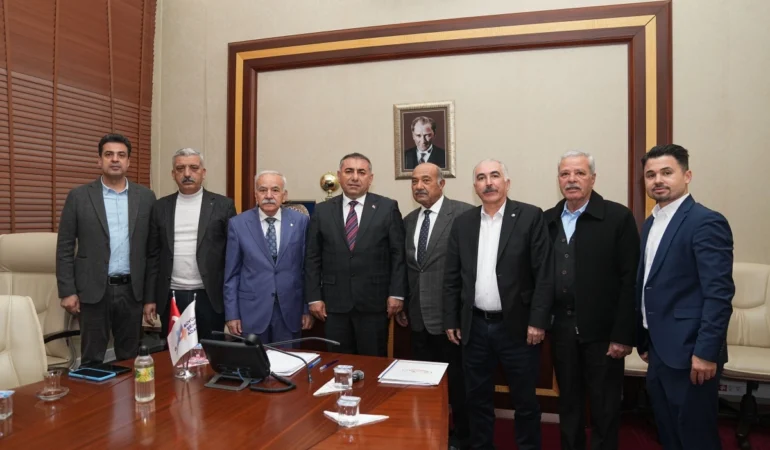 Adana’da ilk kez toplu taşıma esnafına promosyon desteği