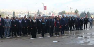 Adıyaman’da Öğretmenler Günü düzenlenen törenle kutlandı  - Videolu Haber