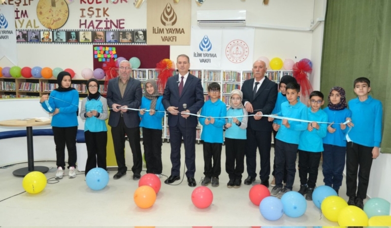 Adıyaman’daki kütüphane açılışı Malatya’dan çevrim içi bağlantıyla yapıldı