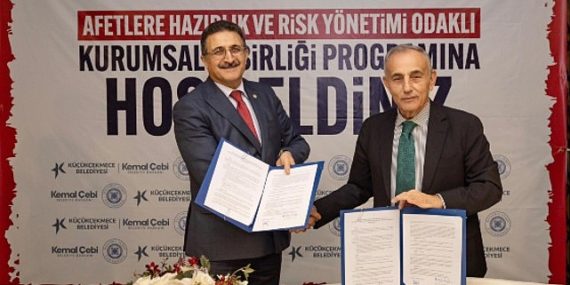 afetlere-hazirlik-ve-risk-idaresi-odakli-kurumsal-is-birligi-protokolu-imzalandi-NNZ1KB2D.jpg