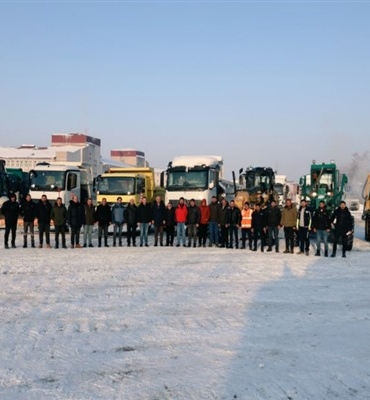 Ağrı’da okul ve kamu kurumlarının yolları karla mücadele çalışmalarıyla açılıyor