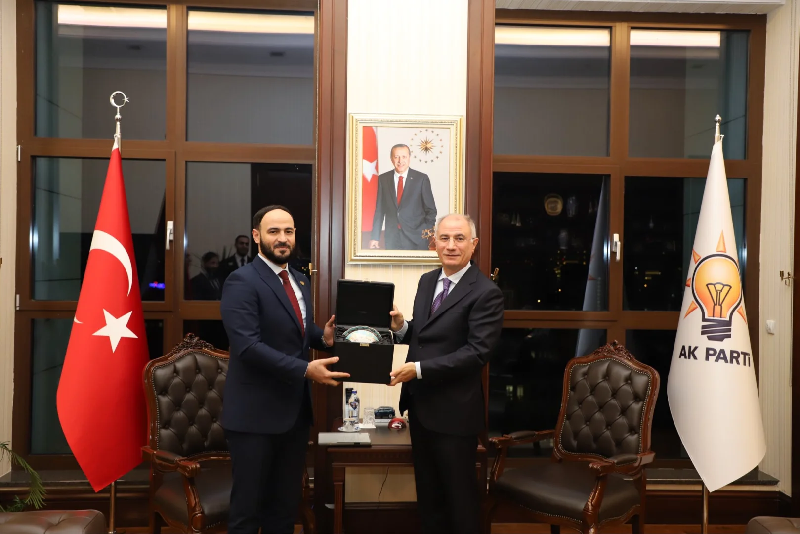 AK Parti Genel Başkanvekili Ala, Halep Valisi Azzam el-Garib ile görüştü