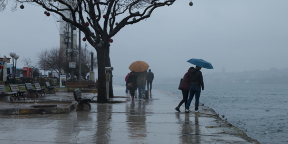 AKOM’dan fırtına ve yağış uyarısı