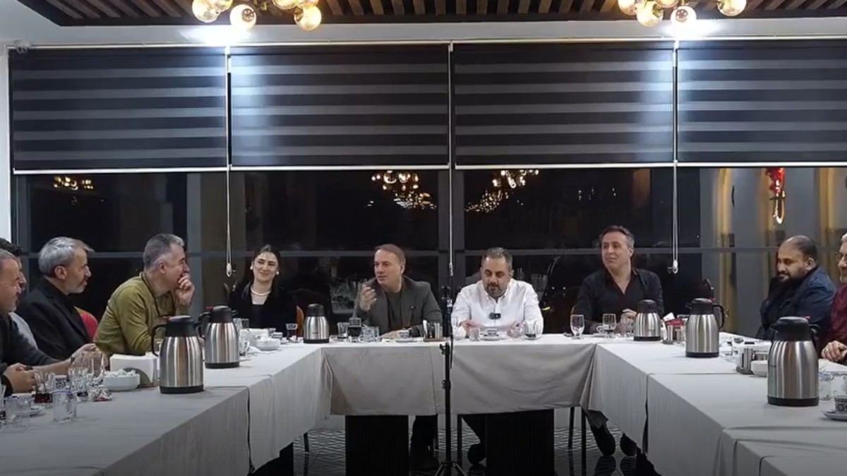 Ali Tosun 'Maarif Sohbetleri'nde konuştu: ‘Çocuklarımız sınav odaklı değil, hayata hazır yetişmeli’  - Videolu Haber