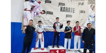 Aliağalı Karatecilerden Denizli’de Büyük Başarı