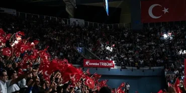 Anadolu Efes – FC Bayern Munich karşılaşması, Corendon Turizm Grubu ev sahipliğinde Antalya’da oynandı