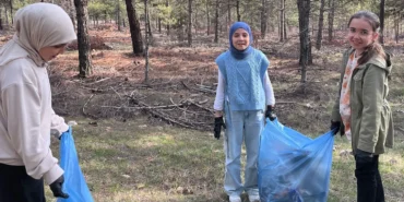 Ankara'da sınıfı bir günlüğüne ormana taşıdılar