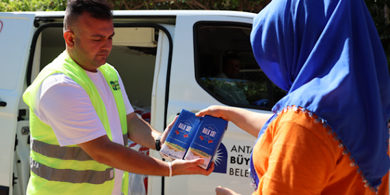 Antalya’da 1 yılda 773 bin litreyi aşkın süt desteği sağlandı