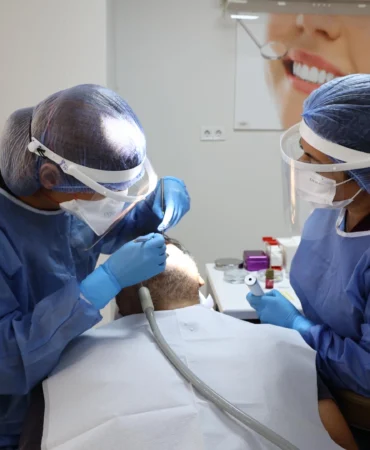 Antalya'da ücretsiz diş hizmeti yoğun ilgi gördü