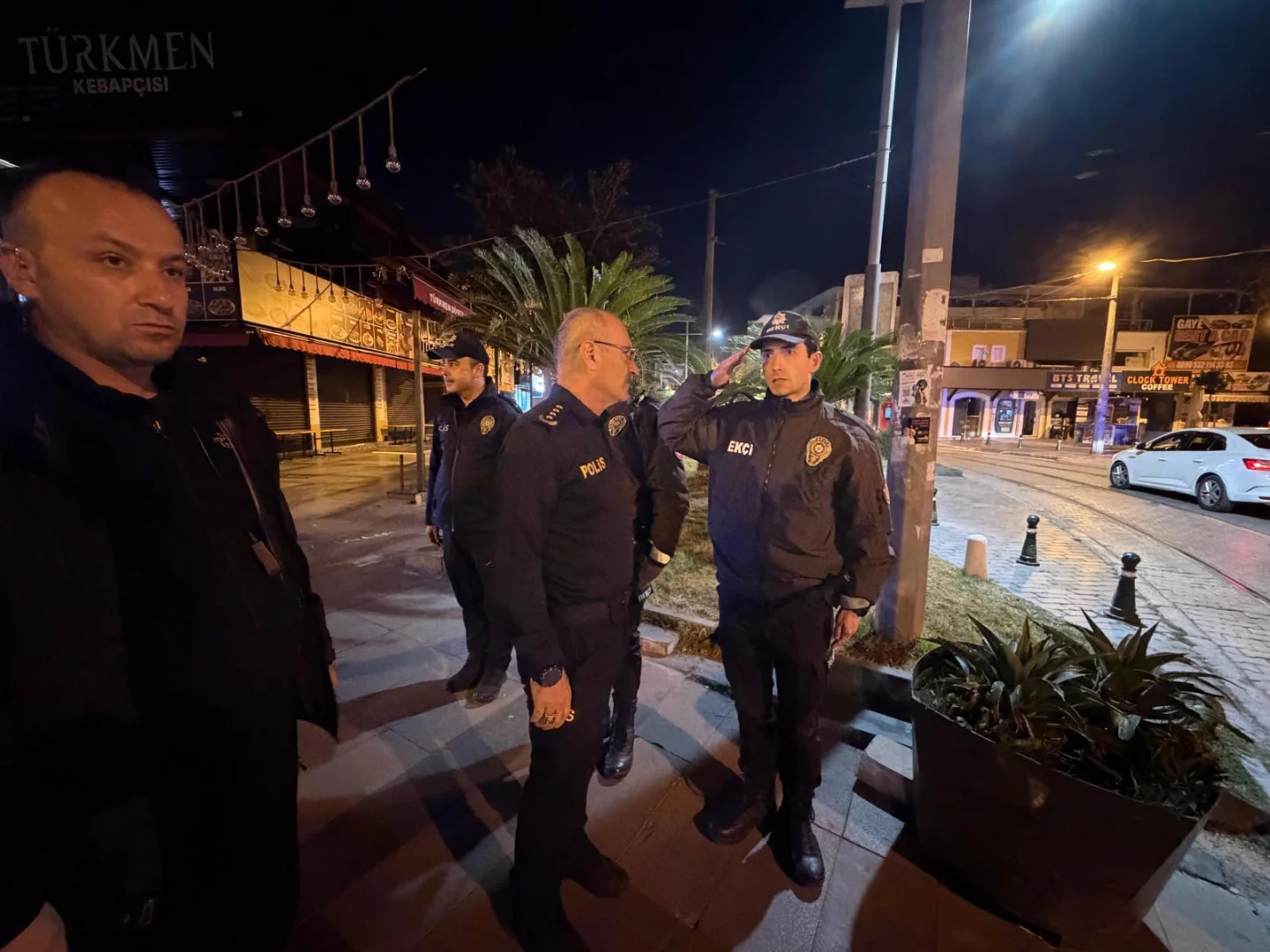 Antalya Emniyet Müdürü Zaimoğlu​ kentteki asayiş ve narkotik uygulamalarına katıldı