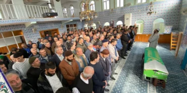 Aydın'da evde çıkan yangında ölen genç kız son yolculuğuna uğurlandı