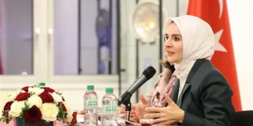 Bakan Göktaş, Erzincan’da düzenlenen sempozyuma katıldı