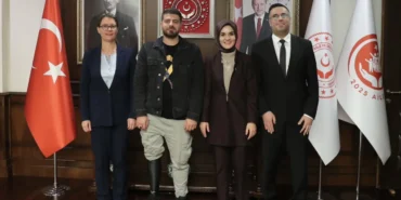 Bakan Göktaş, Fransa'nın Ankara Büyükelçisi Dumont ile görüştü