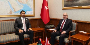 Bakan Güler, Libya Ulusal Ordusu Genel Komutan Yardımcısı Orgeneral Hafter'i kabul etti