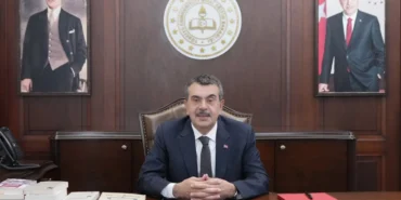 Bakan Tekin: Geleceğimizi her gün yeniden inşa ediyorsunuz