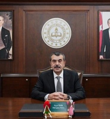 Bakan Tekin: Gençlik ve Spor tesislerinin toplu açılışlarını gerçekleştirdik