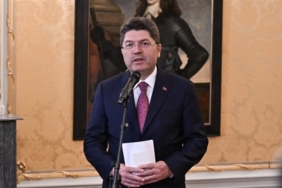 Bakan Tunç: İnsan, haklarıyla doğar ve haklarıyla yaşar