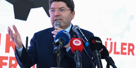 Bakan Tunç’tan sert dış politika mesajı
