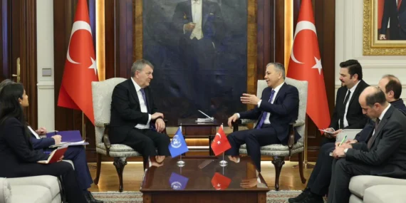 Bakan Yerlikaya, UNRWA Genel Komiseri Lazzarini ile görüştü