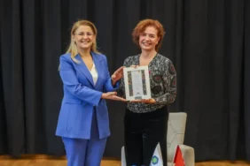 "Bakırköy Muhabbeti" söyleşilerinin konuğu Özlem Gürses oldu