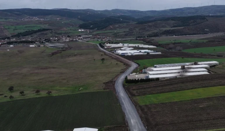 Balıkesir'de konforlu ve güvenli yol çalışması