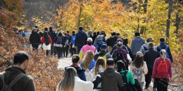 Balıkesir’de Öğretmenler Günü doğa yürüyüşüyle kutlandı