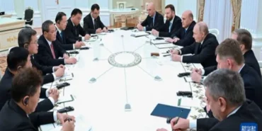 Başbakan Li, Rusya Devlet Başkanı Putin ile görüştü