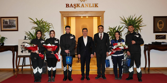 Başkan Aras, zabıta ve özel güvenlik personellerini tebrik etti