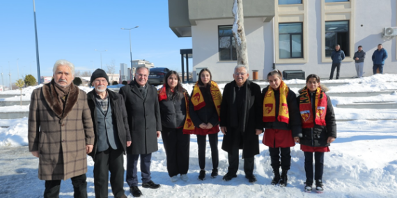 Başkan Büyükkılıç, Hacılar’da vatandaşlarla buluştu
