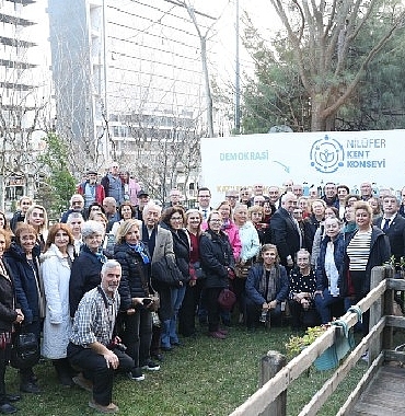 Başkan Şadi Özdemir emeklilerle bir araya geldi