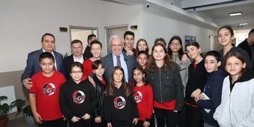 Başkan Şadi Özdemir: “Geleceği kuran öğretmenlerdir”