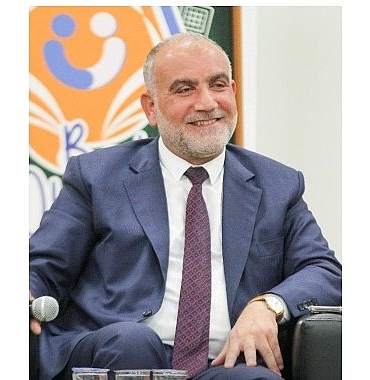 Başkan Sandıkçı’dan Müjde: Gençler Burslar Hesapta!