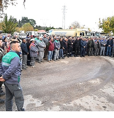 Başkan Topaloğlu personelin yeni yılını kutladı