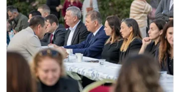 Başkan Tugay, Onur Günay'ın hayır yemeğine katıldı