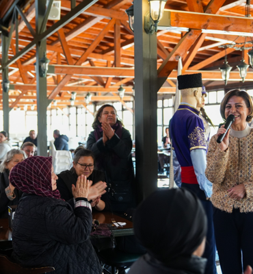 Başkan Ünlüce, Mahmudiyeli kadınlarla buluştu