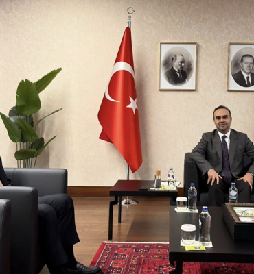 Başkan Vekili Akın’dan Bakan Kacır’a ziyaret