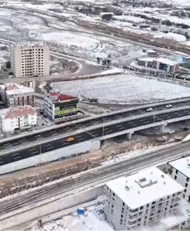 Başkentte trafiği rahatlatacak köprü açıldı