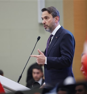 Bayraktar: Yaklaşık 10 milyon metreküp doğalgazı günlük olarak üretir hale geldik