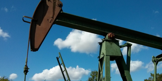 Brent ve WTI ham petrol fiyatları yüzde 2 geriledi