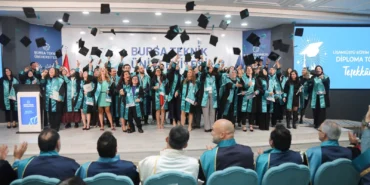 BTÜ'de lisansüstü mezuniyet coşkusu...449 öğrenci kep attı