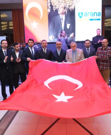 Bursa Arena Eğitim Kurumları'ndan özel kutlama