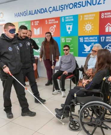 Bursa Büyükşehir'le engeller aşılıyor