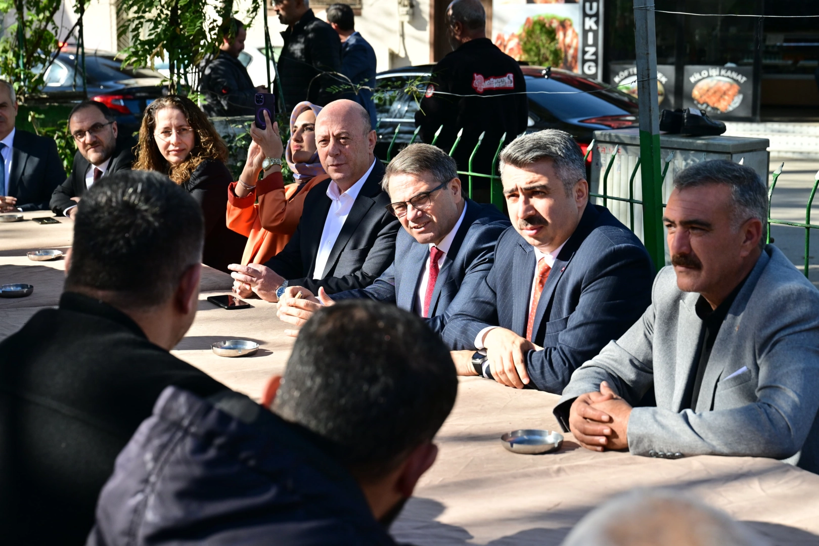 Bursa'da Başkan Yılmaz Vakıf Mahallesi’nde vatandaşlarla buluştu